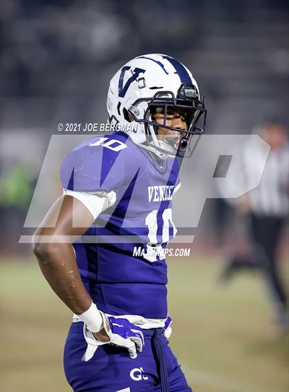 Thumbnail 3 in Independence @ Venice (CIF D5-AA Southern Regional Final) photogallery.