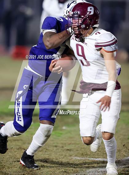 Thumbnail 2 in Independence @ Venice (CIF D5-AA Southern Regional Final) photogallery.