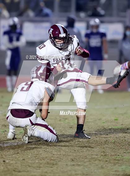 Thumbnail 2 in Independence @ Venice (CIF D5-AA Southern Regional Final) photogallery.