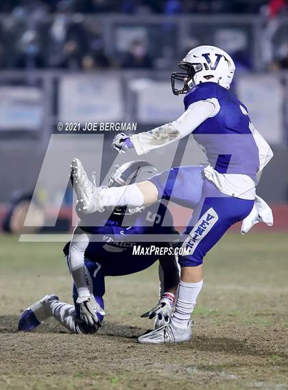 Thumbnail 3 in Independence @ Venice (CIF D5-AA Southern Regional Final) photogallery.