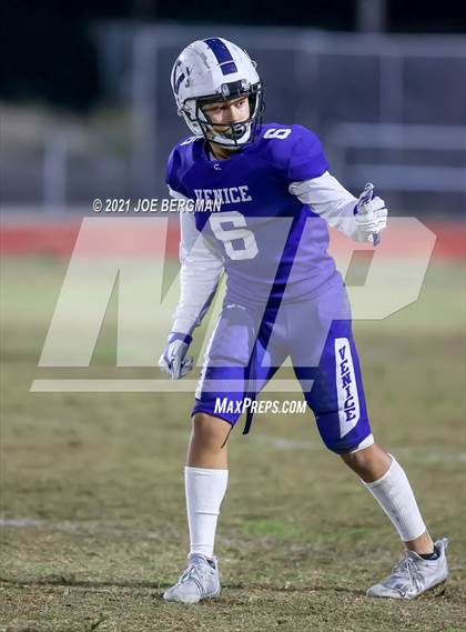Thumbnail 3 in Independence @ Venice (CIF D5-AA Southern Regional Final) photogallery.