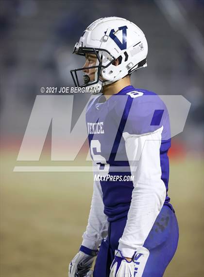Thumbnail 1 in Independence @ Venice (CIF D5-AA Southern Regional Final) photogallery.