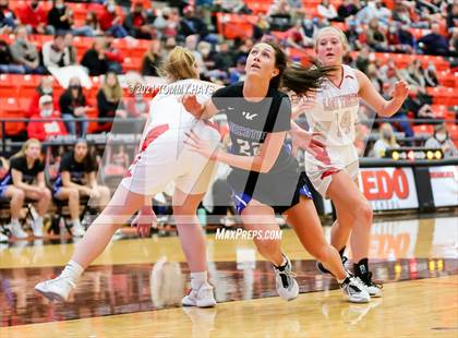 Thumbnail 3 in Glen Rose vs. Decatur (UIL 4A Area Playoff) photogallery.