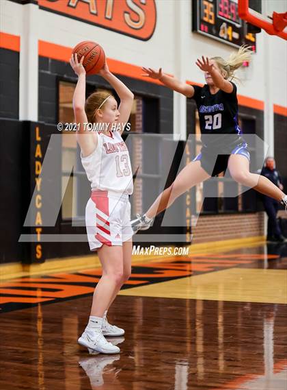 Thumbnail 2 in Glen Rose vs. Decatur (UIL 4A Area Playoff) photogallery.