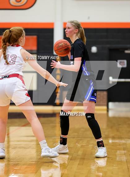 Thumbnail 3 in Glen Rose vs. Decatur (UIL 4A Area Playoff) photogallery.