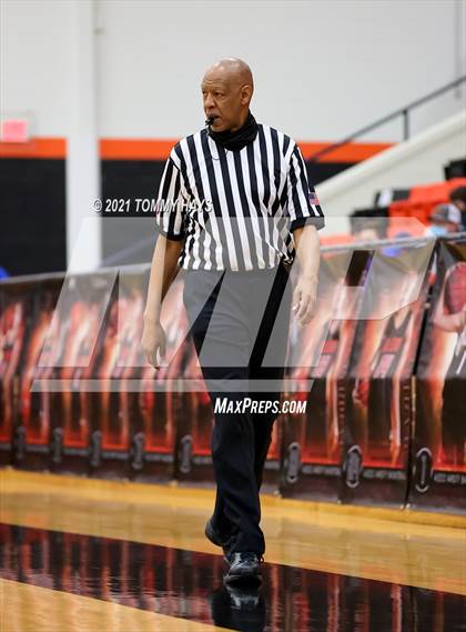 Thumbnail 2 in Glen Rose vs. Decatur (UIL 4A Area Playoff) photogallery.