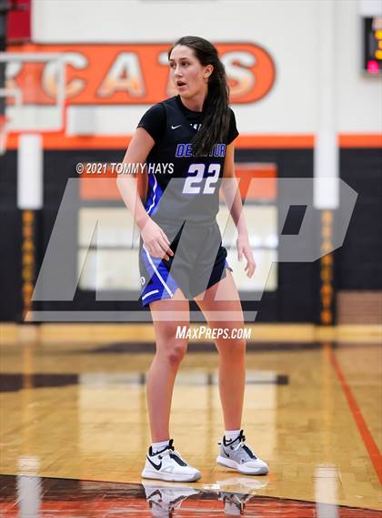 Thumbnail 2 in Glen Rose vs. Decatur (UIL 4A Area Playoff) photogallery.