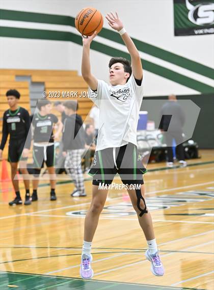 Thumbnail 1 in Phoenix Christian vs. Centennial (Sunnyslope Hoopsgiving Basketball Tournament) photogallery.