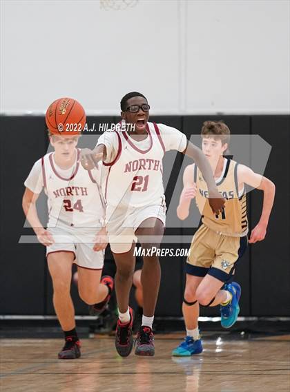 Thumbnail 2 in Veritas Christian vs. Lee's Summit North (Blue Valley Tournament) photogallery.