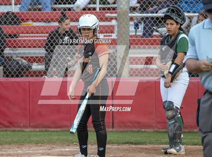 Thumbnail 3 in Central vs. El Diamante photogallery.