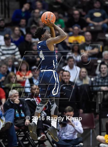 Thumbnail 3 in Sierra Canyon & Kickapoo  (Bass Pro Tournament of Champions) photogallery.