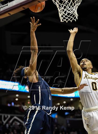 Thumbnail 3 in Sierra Canyon & Kickapoo  (Bass Pro Tournament of Champions) photogallery.