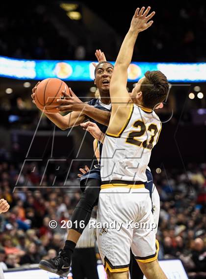 Thumbnail 3 in Sierra Canyon & Kickapoo  (Bass Pro Tournament of Champions) photogallery.
