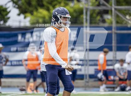 Thumbnail 3 in Loyola (Blue/White Scrimmage) photogallery.
