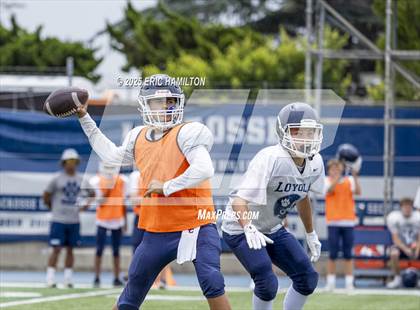 Thumbnail 1 in Loyola (Blue/White Scrimmage) photogallery.