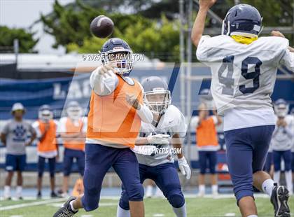 Thumbnail 3 in Loyola (Blue/White Scrimmage) photogallery.