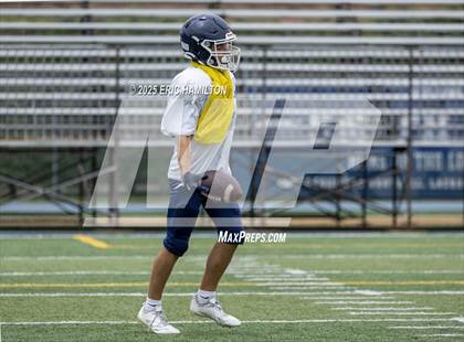 Thumbnail 2 in Loyola (Blue/White Scrimmage) photogallery.