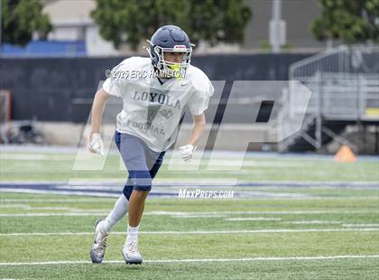 Thumbnail 2 in Loyola (Blue/White Scrimmage) photogallery.