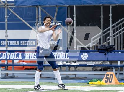 Thumbnail 2 in Loyola (Blue/White Scrimmage) photogallery.