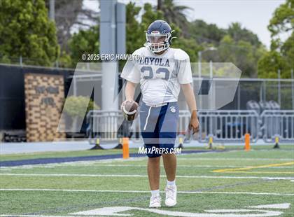 Thumbnail 3 in Loyola (Blue/White Scrimmage) photogallery.