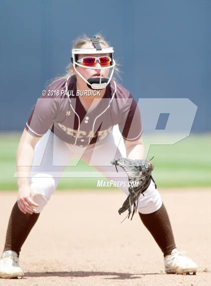 Thumbnail 2 in Punxsutawney vs. Bethlehem Catholic (PIAA 4A Championship) photogallery.