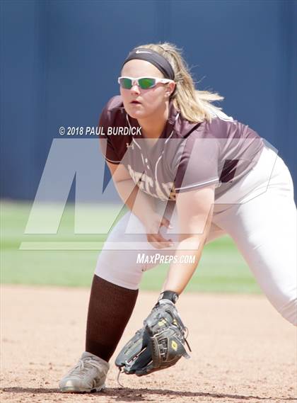 Thumbnail 3 in Punxsutawney vs. Bethlehem Catholic (PIAA 4A Championship) photogallery.
