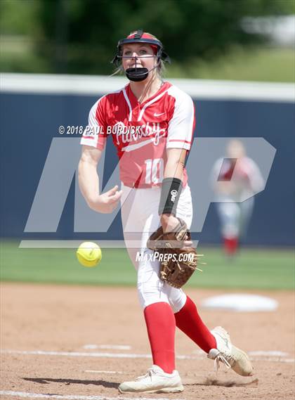 Thumbnail 1 in Punxsutawney vs. Bethlehem Catholic (PIAA 4A Championship) photogallery.