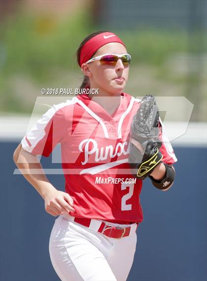 Thumbnail 1 in Punxsutawney vs. Bethlehem Catholic (PIAA 4A Championship) photogallery.