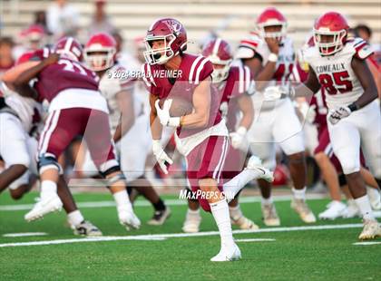 Thumbnail 1 in Comeaux @ E.D. White (scrimmage) photogallery.