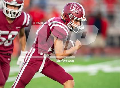 Thumbnail 3 in Comeaux @ E.D. White (scrimmage) photogallery.