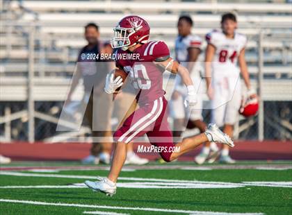 Thumbnail 3 in Comeaux @ E.D. White (scrimmage) photogallery.