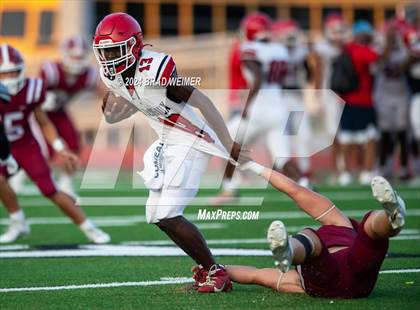 Thumbnail 2 in Comeaux @ E.D. White (scrimmage) photogallery.