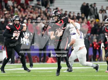 Thumbnail 3 in Sumner vs Camas (WIAA 4A Final) photogallery.