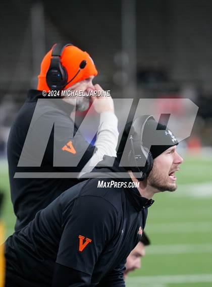 Thumbnail 1 in Sumner vs Camas (WIAA 4A Final) photogallery.