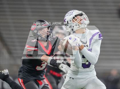 Thumbnail 1 in Sumner vs Camas (WIAA 4A Final) photogallery.