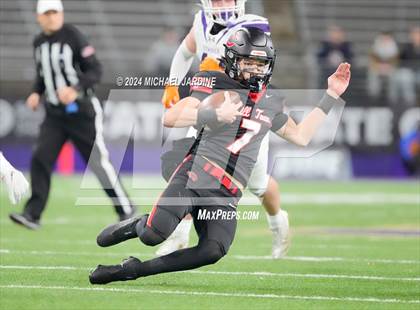 Thumbnail 2 in Sumner vs Camas (WIAA 4A Final) photogallery.