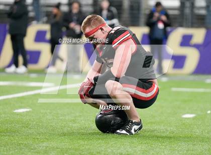 Thumbnail 1 in Sumner vs Camas (WIAA 4A Final) photogallery.