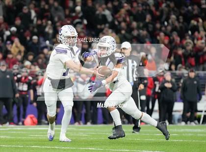 Thumbnail 2 in Sumner vs Camas (WIAA 4A Final) photogallery.