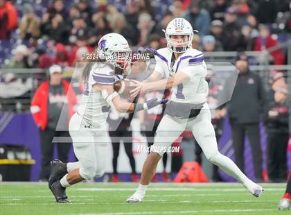 Thumbnail 1 in Sumner vs Camas (WIAA 4A Final) photogallery.