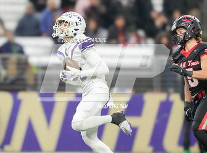 Thumbnail 1 in Sumner vs Camas (WIAA 4A Final) photogallery.
