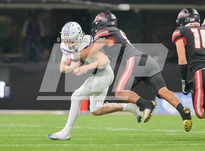 Thumbnail 1 in Sumner vs Camas (WIAA 4A Final) photogallery.