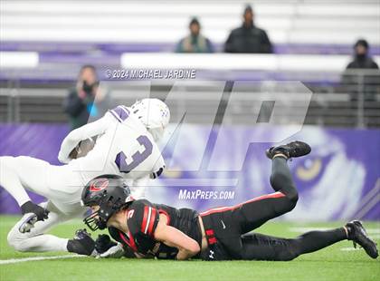 Thumbnail 1 in Sumner vs Camas (WIAA 4A Final) photogallery.