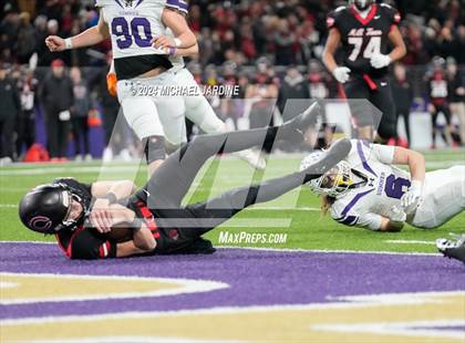 Thumbnail 3 in Sumner vs Camas (WIAA 4A Final) photogallery.