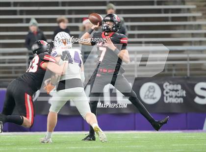 Thumbnail 3 in Sumner vs Camas (WIAA 4A Final) photogallery.