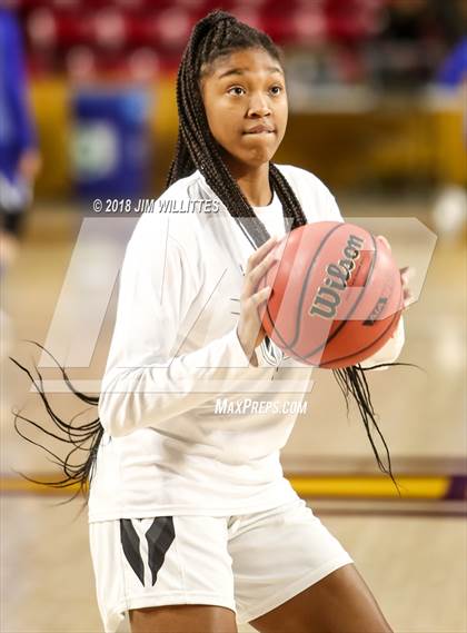 Thumbnail 3 in Valley Vista vs. Xavier College Prep (AIA 6A Final)  photogallery.