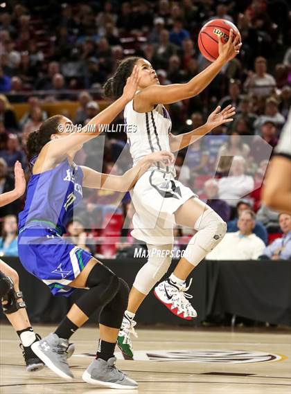 Thumbnail 3 in Valley Vista vs. Xavier College Prep (AIA 6A Final)  photogallery.