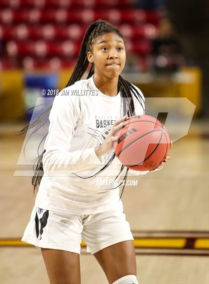 Thumbnail 2 in Valley Vista vs. Xavier College Prep (AIA 6A Final)  photogallery.