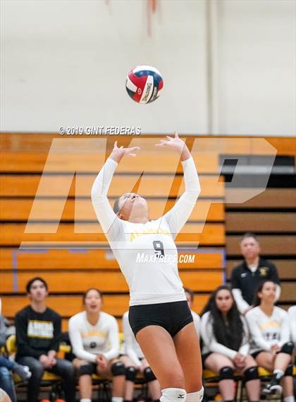 Thumbnail 3 in Alameda vs. Willows (CIF Division 4 Round 1) photogallery.