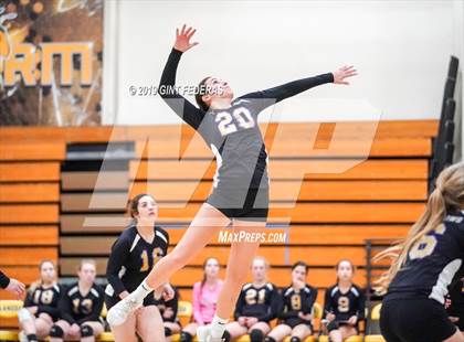 Thumbnail 3 in Alameda vs. Willows (CIF Division 4 Round 1) photogallery.