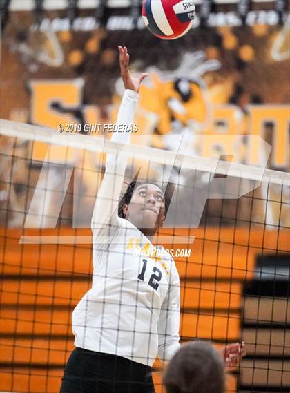 Thumbnail 3 in Alameda vs. Willows (CIF Division 4 Round 1) photogallery.
